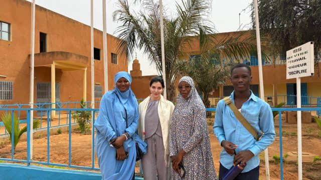 Успешный старт курсов русского языка в Ниамее